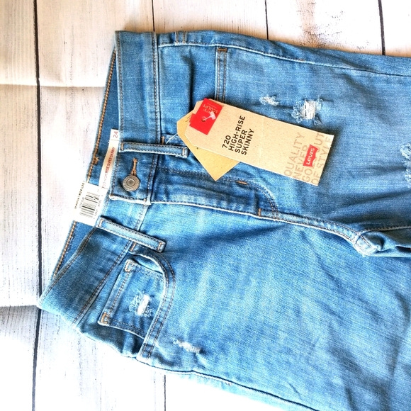 NWT Levi's High Rise Super Skinny Jeans - Picture 8 of 13